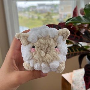 Hand made white crochet sheep plushy